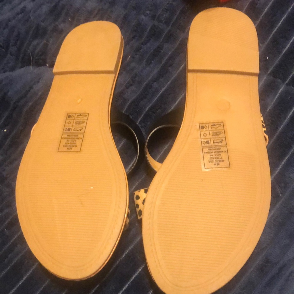Sandals - Picture 3 of 3